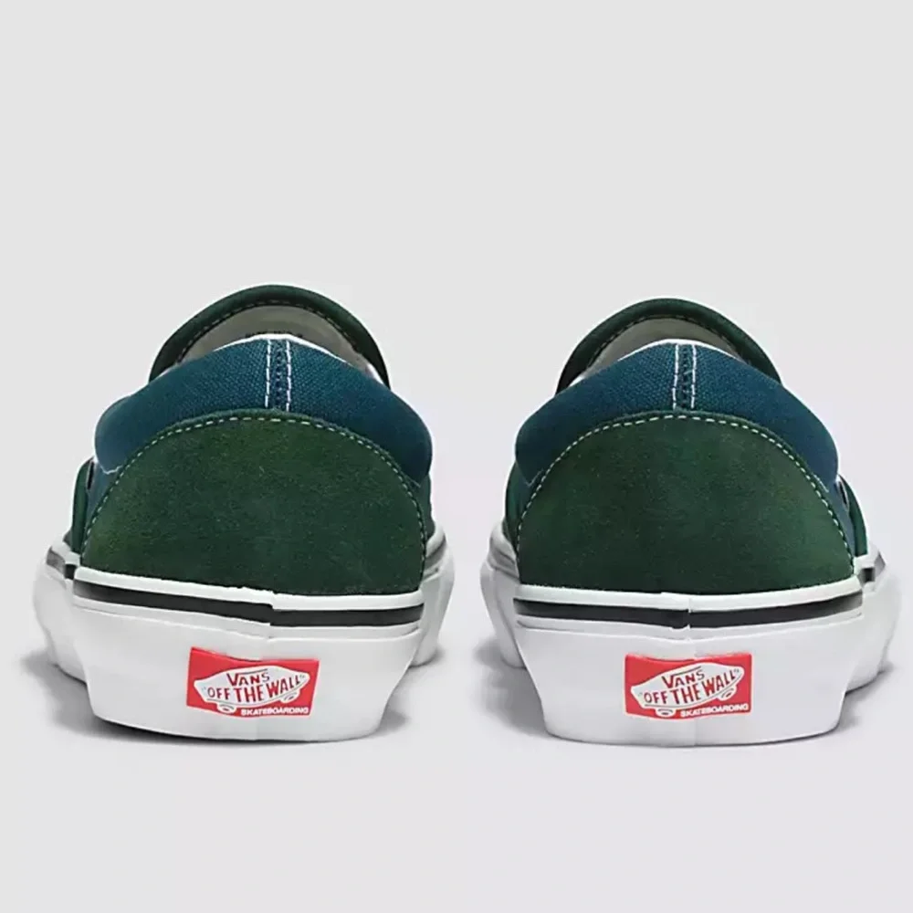 Vans WMNS Skate Slip-On
Mountain View
VN0A5FCABD6
Sneakers - Picture 10 of 16